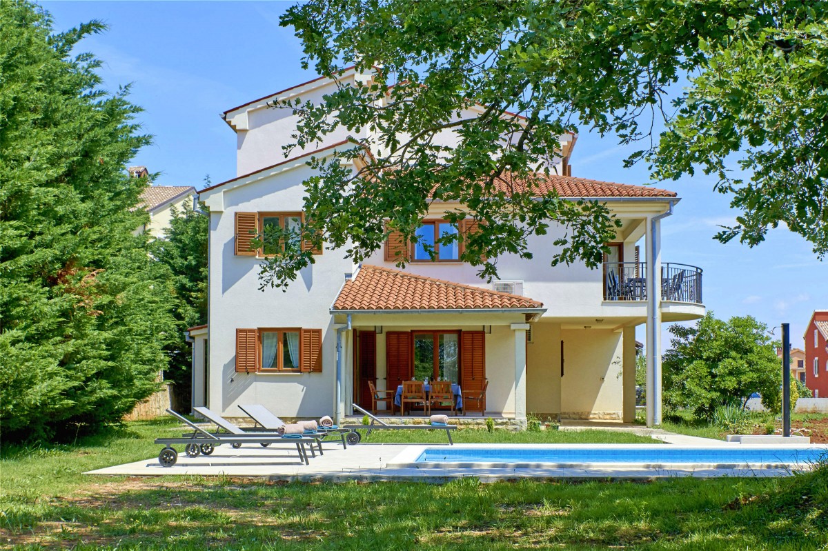 Villa Theresa in Li?njan (Haus für 12 Persone  in Kroatien